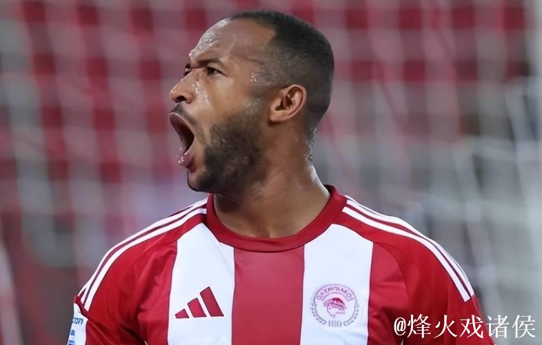 昔日中超水货彻底爆发，欧冠连破巴萨皇马球门，